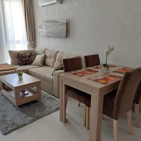 Harmony Grand Premium Appartement *